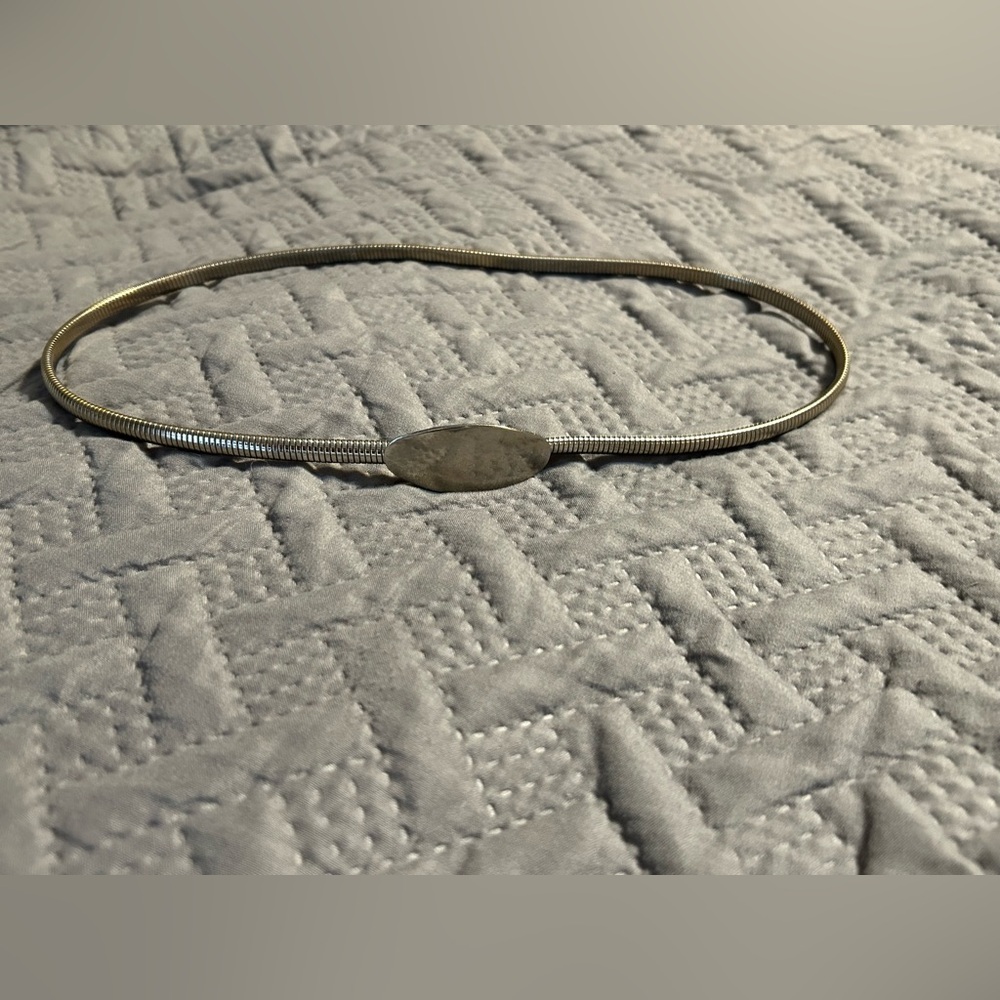 Vintage 1970’s Gold Tone Stretch Belt